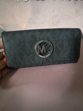 Michael Kors Black Leather MK Logo Continental Wallet